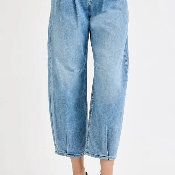 RISEN Full Size Mid Rise Fit Crop Wide Volume Leg Jeans Plus Size - Picture 2 of 6